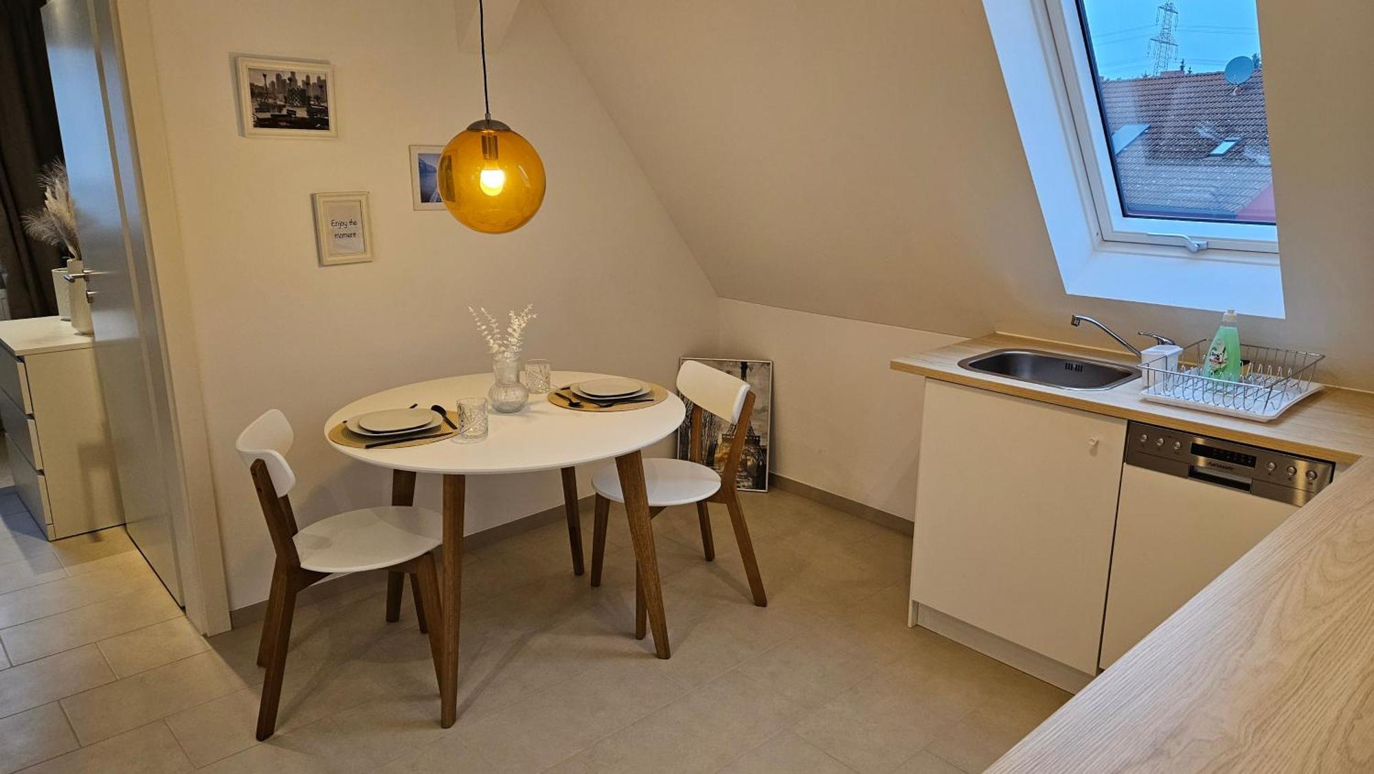 Ferienwohnung As5 Two Bamberg - Zentrale Lage Mit Parkplatz Hallstadt Exterior photo